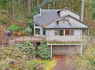 16240 SE Maple Hill Ln, Happy Valley, OR 97086