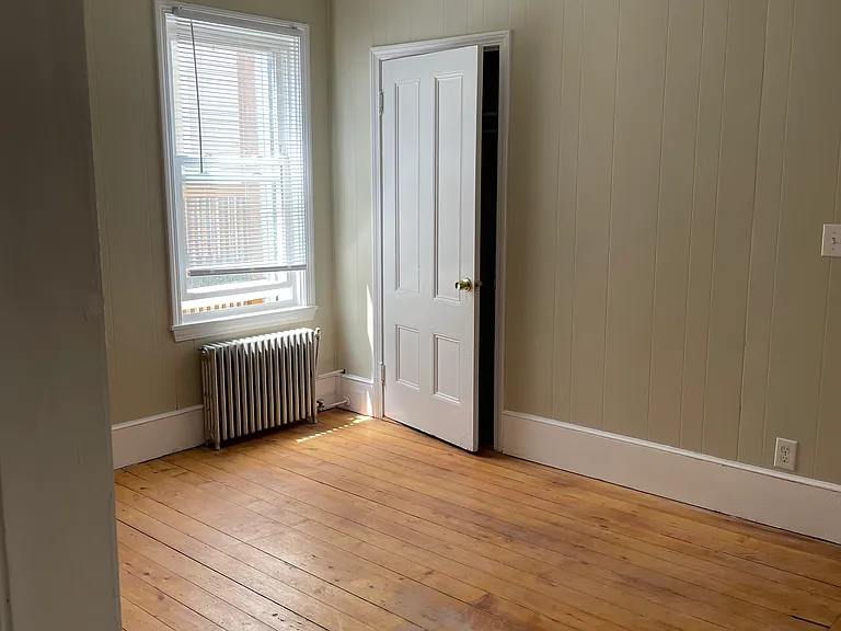 25-29 Roanoke St #2 — Photo 6