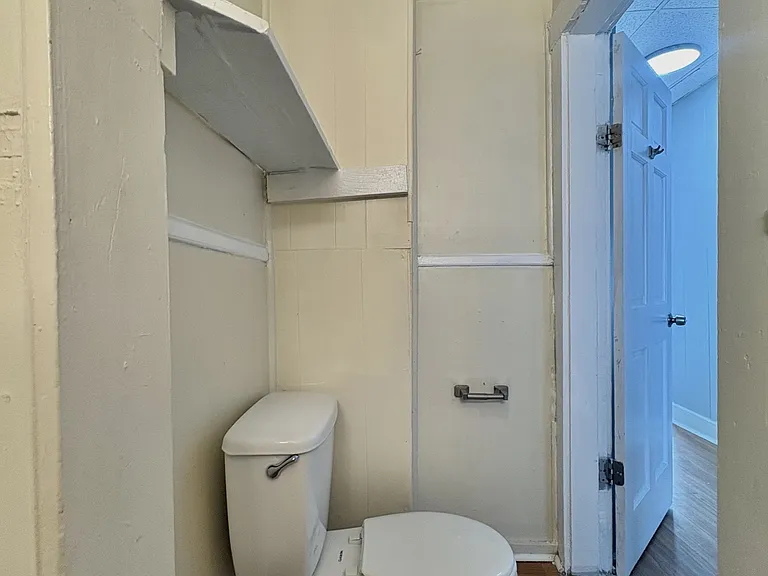 69 Lincoln St #14 — Photo 13