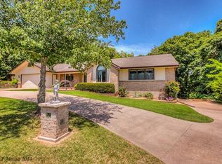 6 Kelaen Dr, Bella Vista, AR 72715