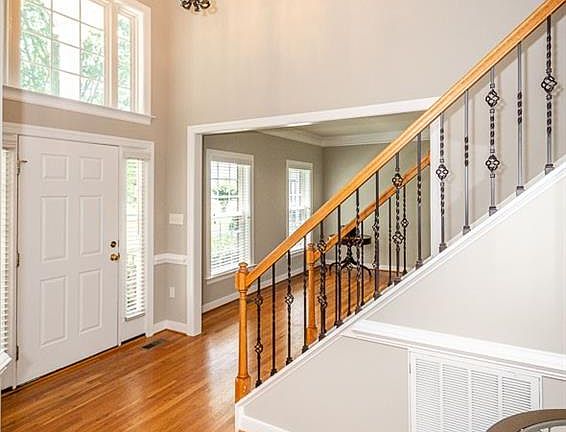 5th image of 9367 Topfield Ct