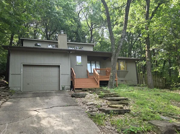 894 N Lewis Ave, Fayetteville, AR 72701