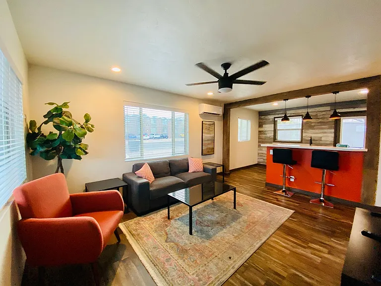Studios and 1 Bedrooms in Central Location Tucson! — Photo 19