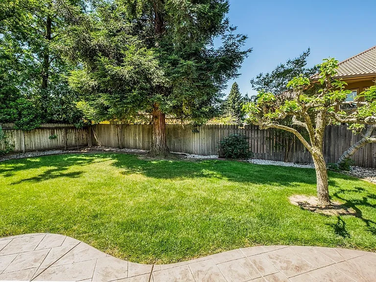 3109 Joellen Ct — Photo 6
