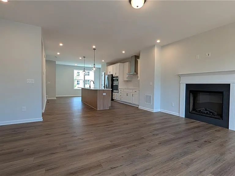 3053 Beacon Bend Xing — Photo 16