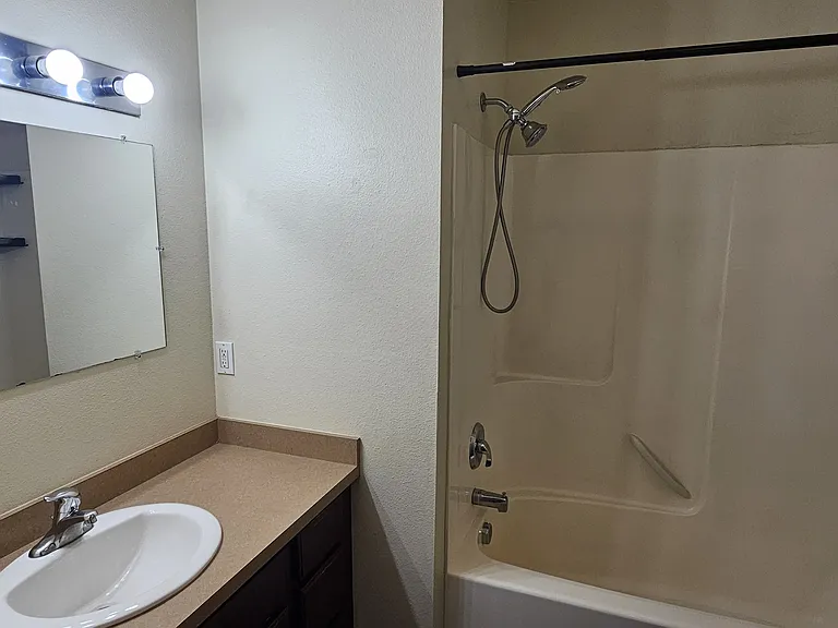 7771 Starr Dr #7771 — Photo 8