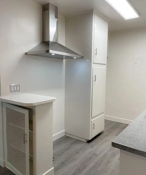 405 N Marengo Ave #5 — Photo 33