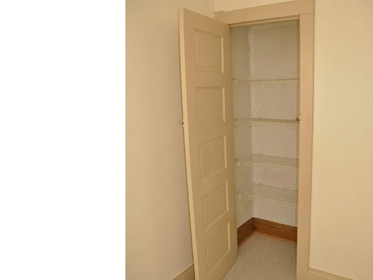 80 Norman Ave #B — Photo 5