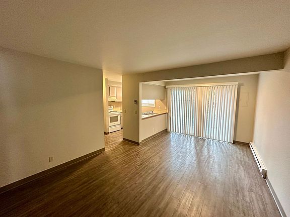 4th image of 3327 Northwest Ave APT 2