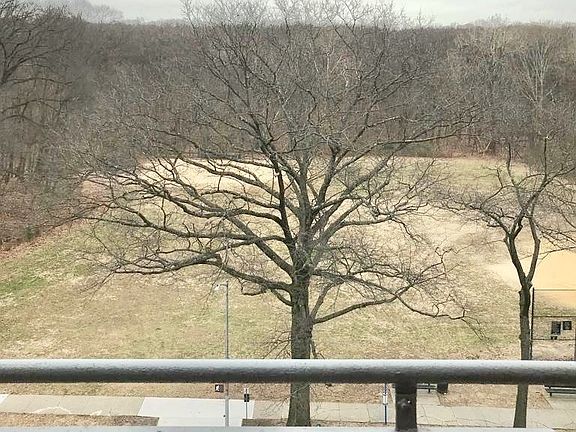 4th image of 6555 Broadway APT 6H