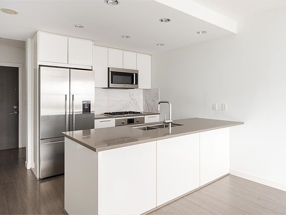 3rd image of 3281 E Kent Ave N #203