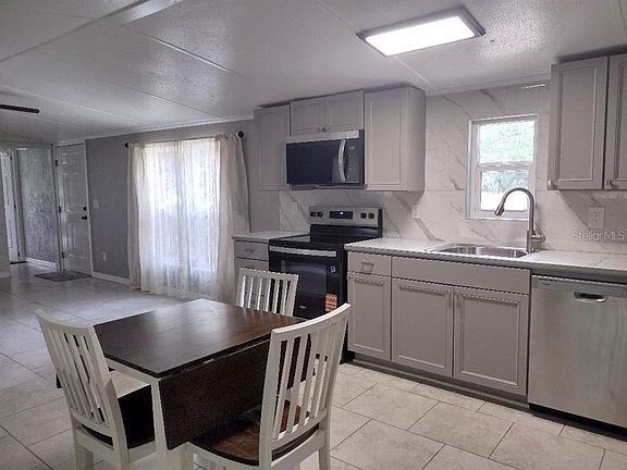 3rd image of 4055 MAHOGANY BOULEVARD