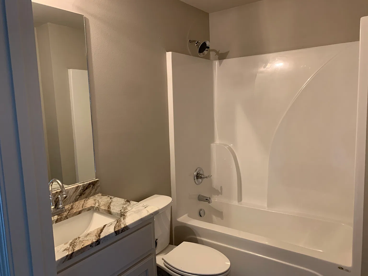 4 bed, 1800 sqft, $1,750 — Photo 3