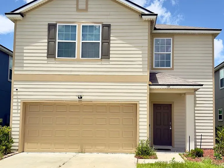 124 Teakwood Dr — Photo 1
