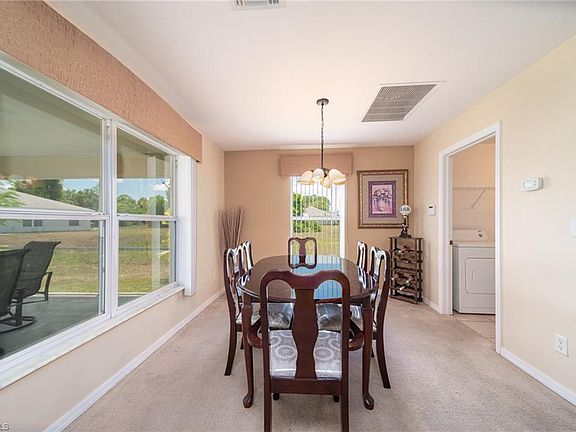 5th image of 1108 NE 33rd Ln