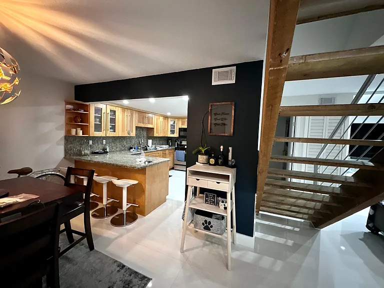 6604 SW 114th Pl #B72 — Photo 3