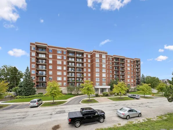 5555 N Cumberland Ave Unit 804, Chicago, IL 60656