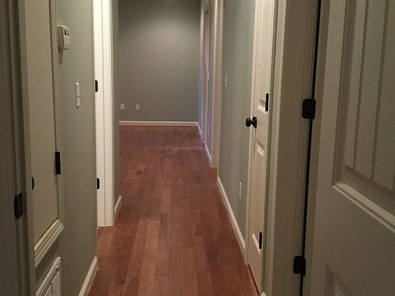 5th image of 1867 W Custer Ln