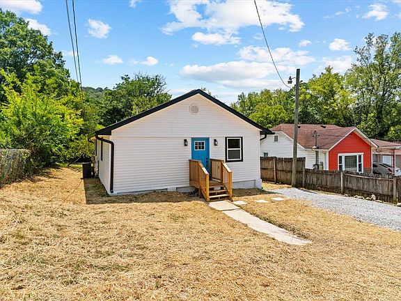 3rd image of 3012 N Chamberlain Ave