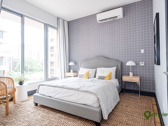 5th image of 10 Montieth St APT 713