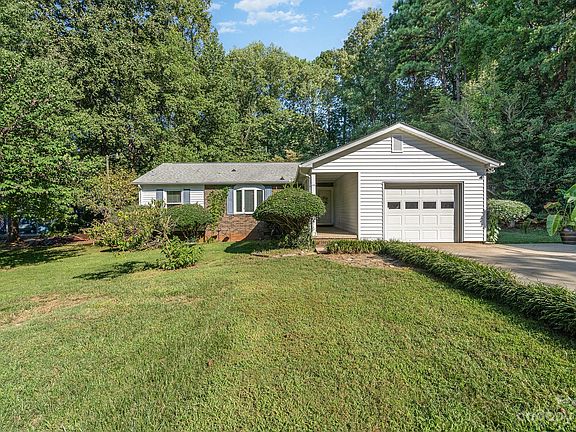 5th image of 116 Ski Haven Pl