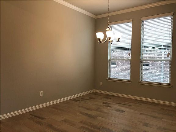 4th image of 16000 Aquilla Way
