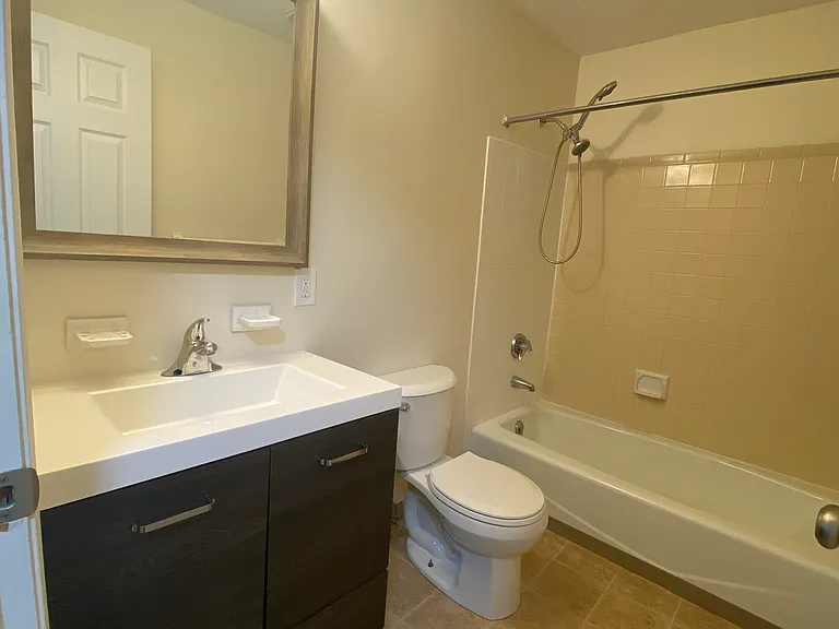 1217 Harbor View Dr #1217 — Photo 12