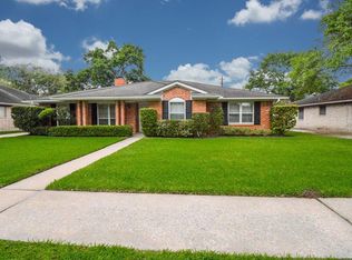 6122 Paisley St, Houston, TX 77096