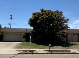 560 Fair Oaks Dr, Santa Maria, CA 93455