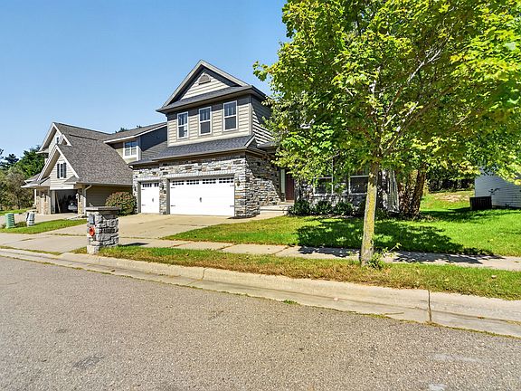 4th image of 2536 Kevern Way