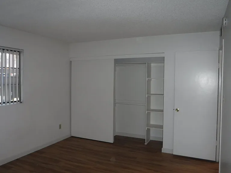 4461 Valeta St — Photo 8