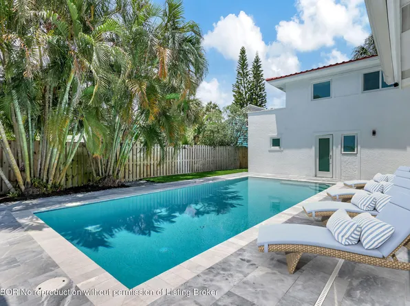 531 S Lakeside Dr, Lake Worth, FL 33460