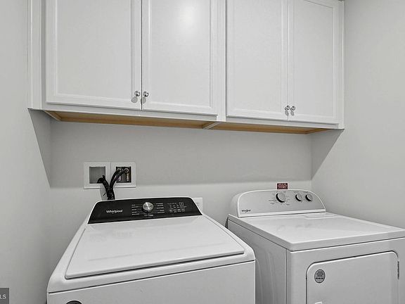 5th image of 5800 Moonstone Way #4