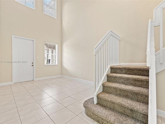 5th image of 2470 SE 14th Ct