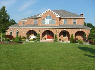 20 Tedwin Farms Rd, Rocky Hill, CT 06067