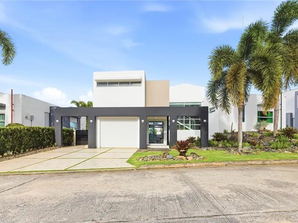 313 Ciudad Jardin, Caguas, PR 00725