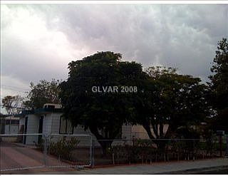 1st image of 2116 Hoyt Ave