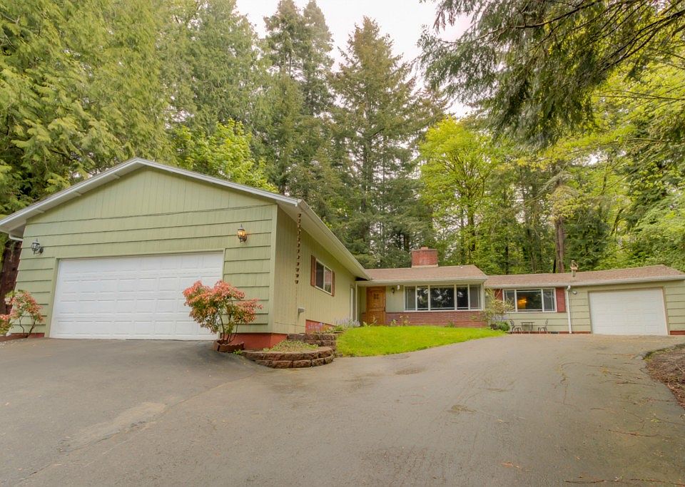 1st image of 2926 Glenwood Dr