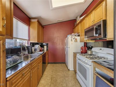 2304 Triumph Hills Dr, North Las Vegas, NV, 89032