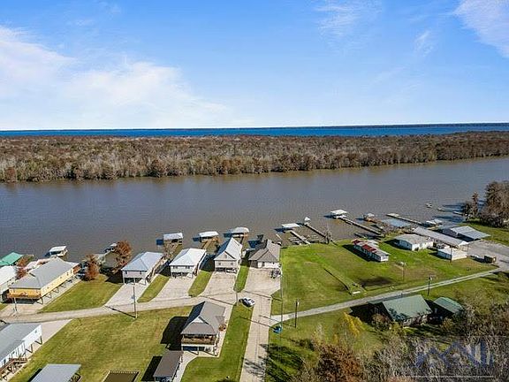 3rd image of 1026 Cypress Cove St