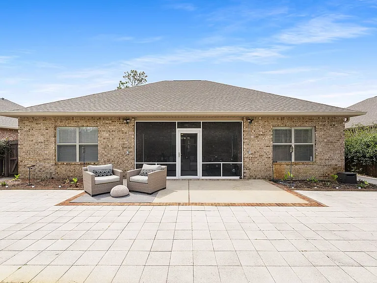 270 Whispering Lake Dr — Photo 35