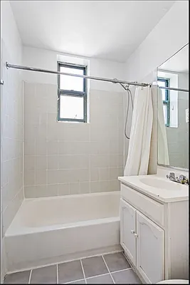 Rented by REAL New York | media 9