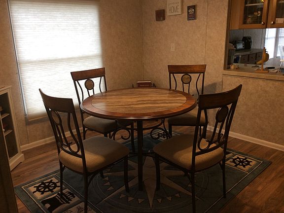 3rd image of 1102 Millbrook Ave