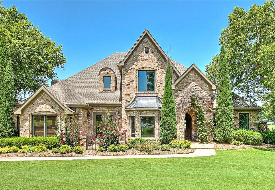 1st image of 6847 Western Trails Dr