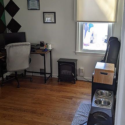 5th image of 26209 Winton St