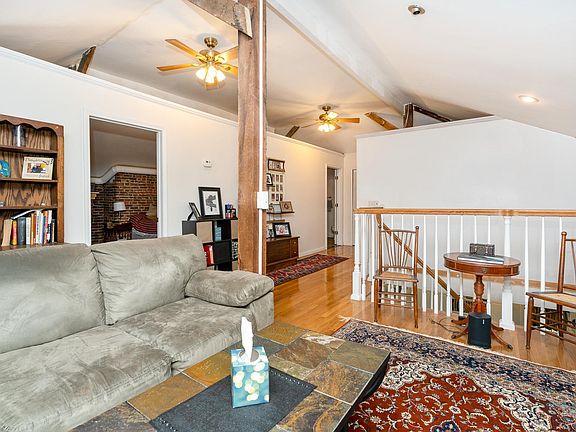 5th image of 45605 Cass Ave #2