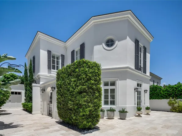 1009 Hardee Rd, Coral Gables, FL 33146