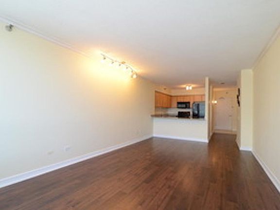 5th image of 512 N McClurg Ct APT 3712