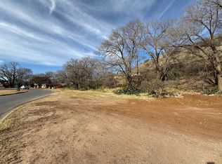 18 W Lakeshore Dr, Ransom Canyon, TX 79366