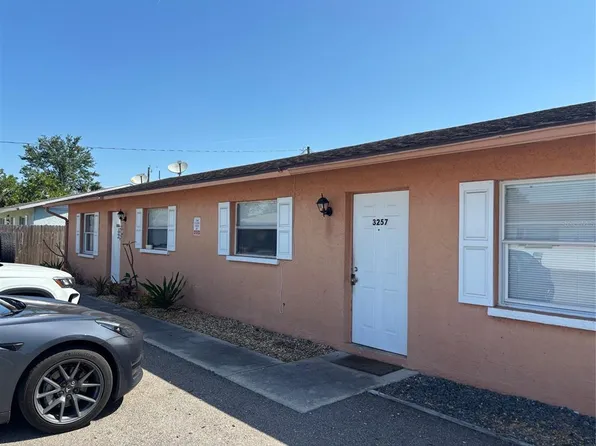 3255 51st Avenue Dr W, Bradenton, FL 34207